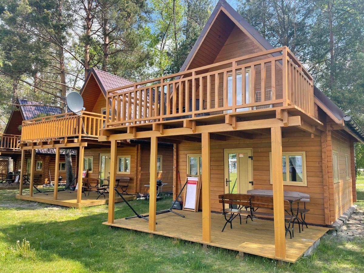 Camping Szczecinek Domy Wypoczynkowe Bagian luar foto