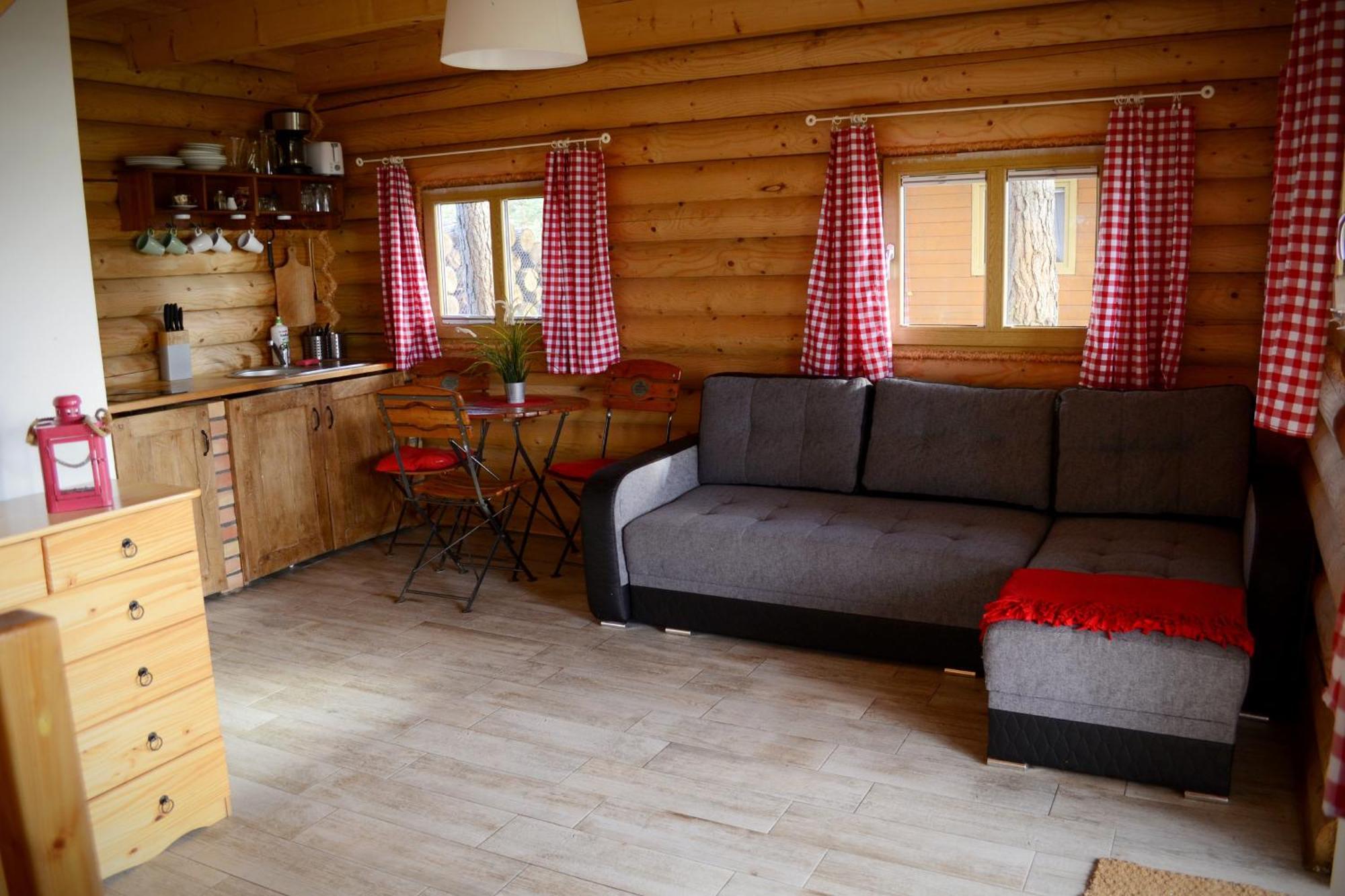 Camping Szczecinek Domy Wypoczynkowe Bagian luar foto
