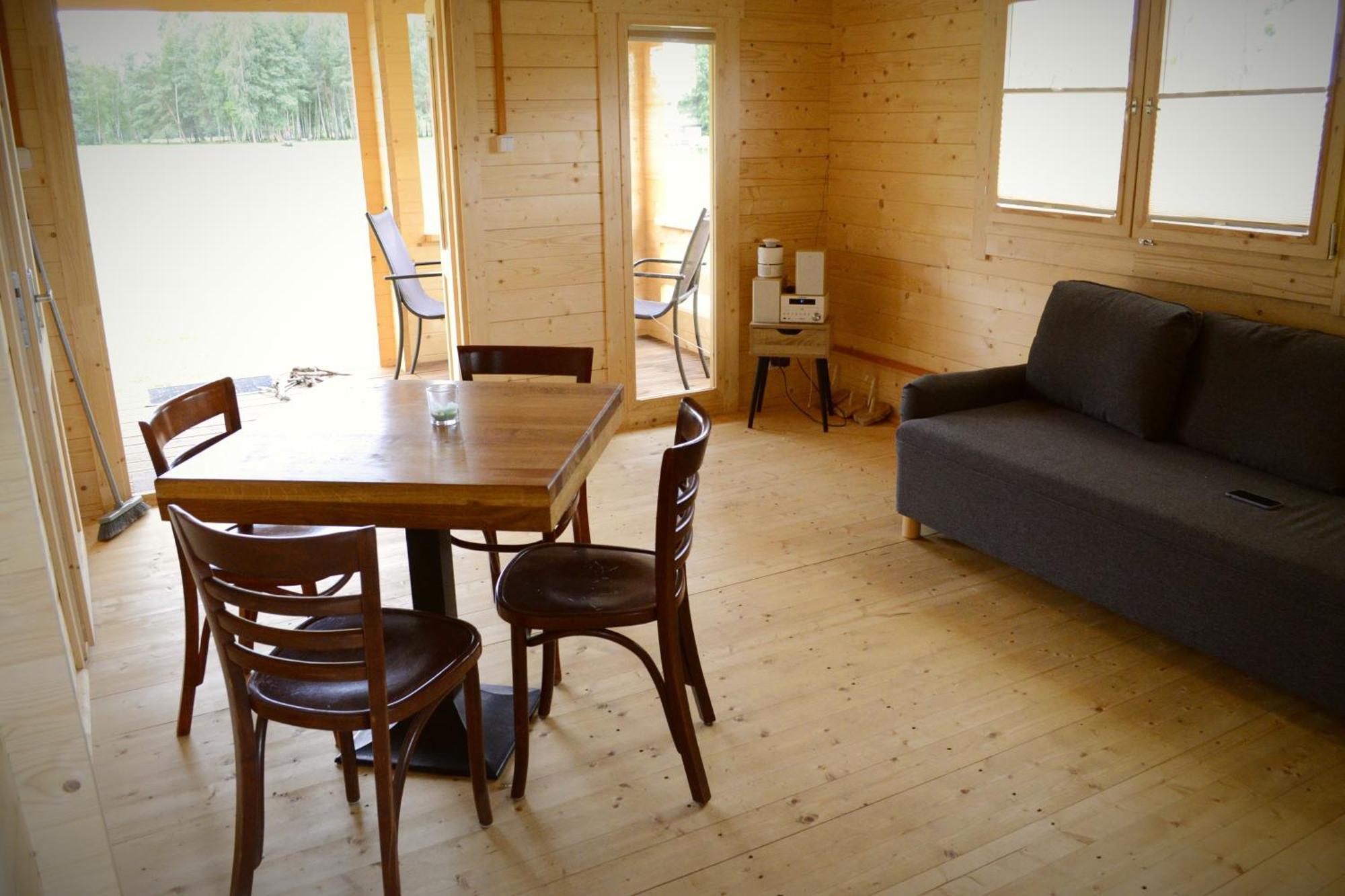 Camping Szczecinek Domy Wypoczynkowe Bagian luar foto