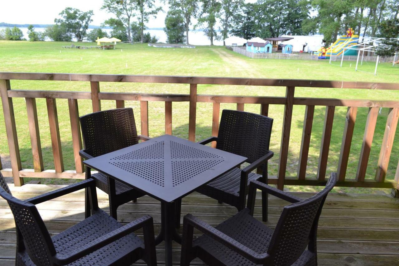 Camping Szczecinek Domy Wypoczynkowe Bagian luar foto