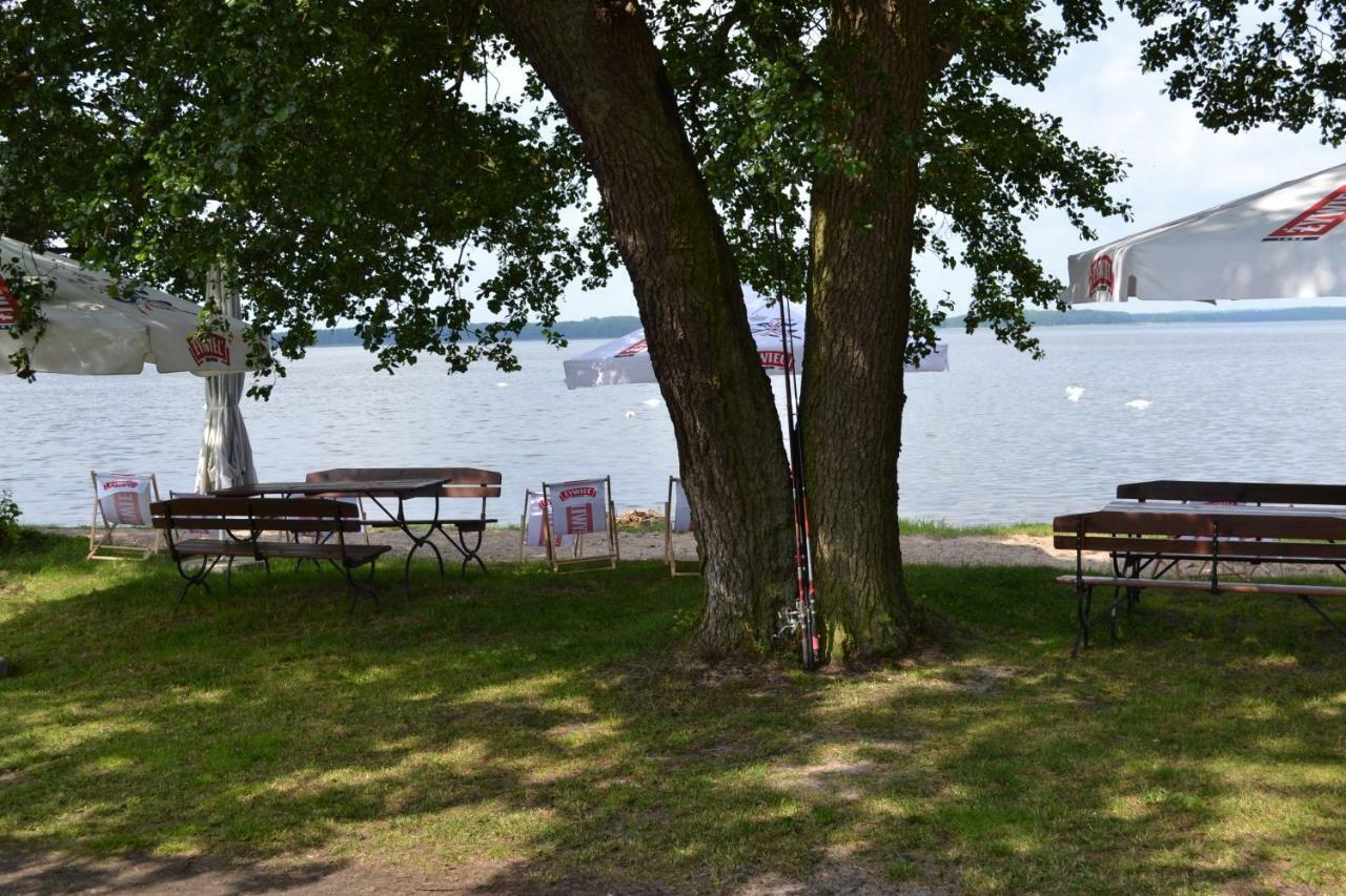Camping Szczecinek Domy Wypoczynkowe Bagian luar foto