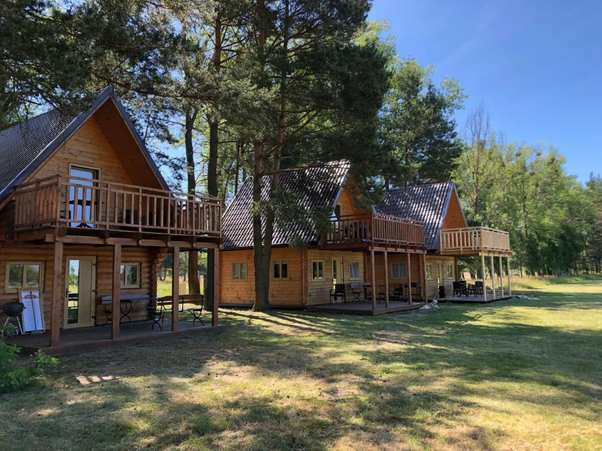 Camping Szczecinek Domy Wypoczynkowe Bagian luar foto